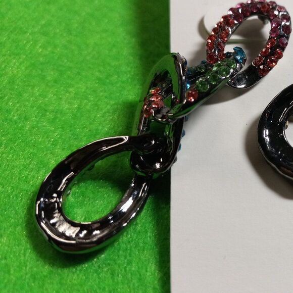 NWT M. Haskell Shades of Pink, Green and Blue Chain link Earrings - Picture 4 of 5